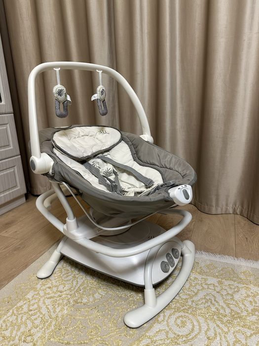 Заколисуючий центр Joie Sansa 2в1