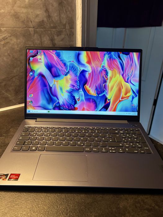Laptop Lenovo IdeaPad Slim 3 | Ryzen 5 | 512GB