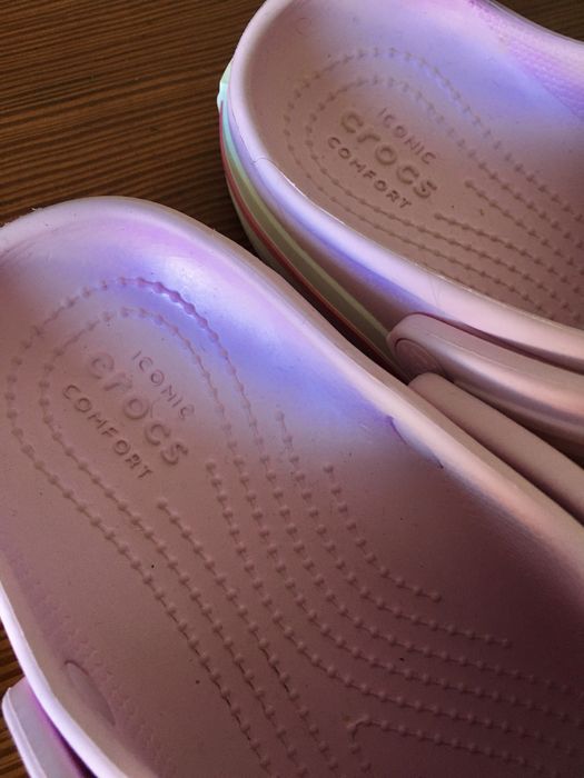 Crocs com aplicações tam. 30/31