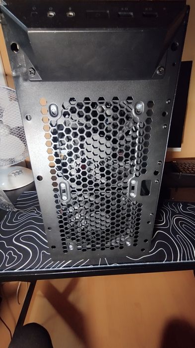 Komputer gamingowy – Ryzen 3 3100 / GTX 1650 D6 / 16GB DDR4 / SSD + HD