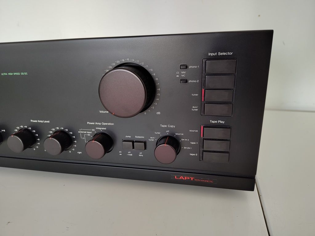 Sansui AU-X1 , potężny wzmacniacz stereo .