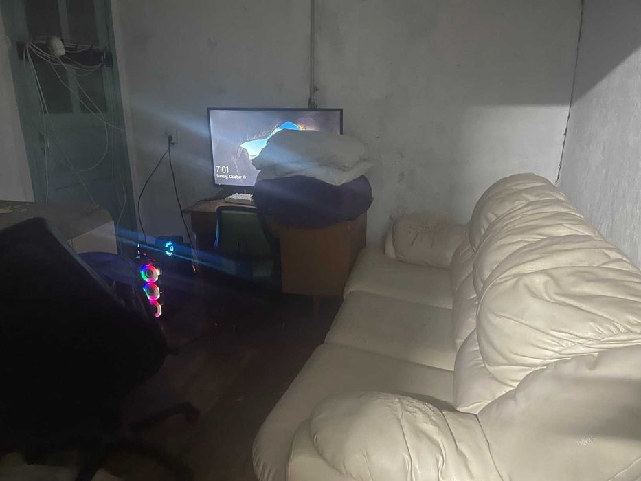 Продам будинок Світло газ вода