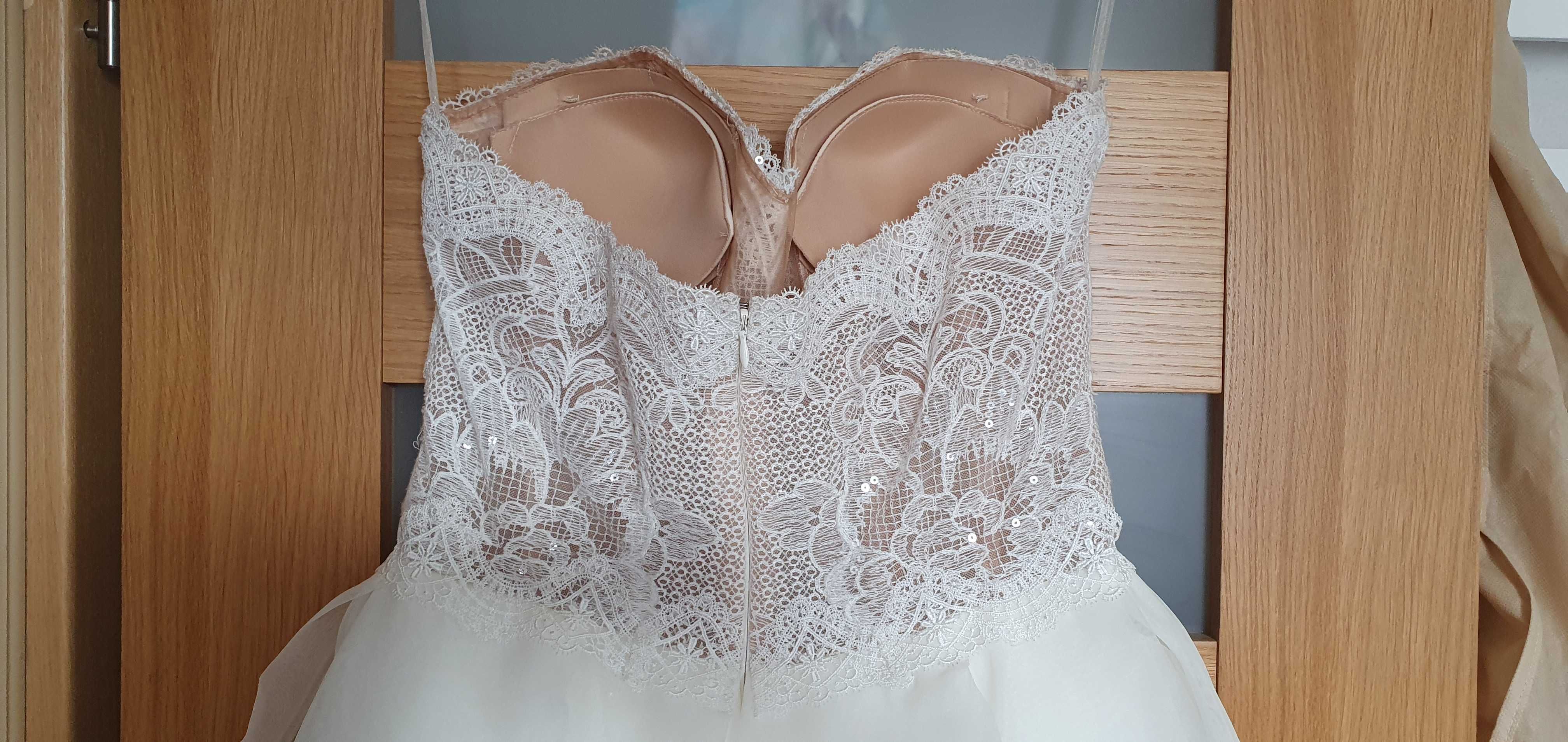 Suknia ślubna By Ola La Annais Bridal