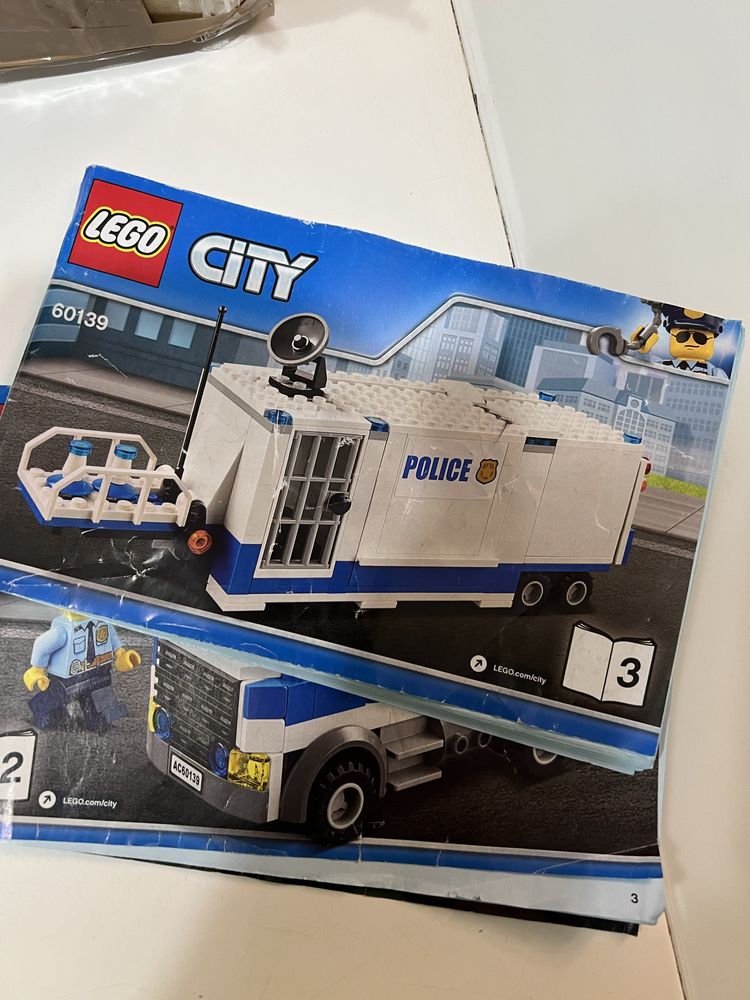 Lego city policja 60139