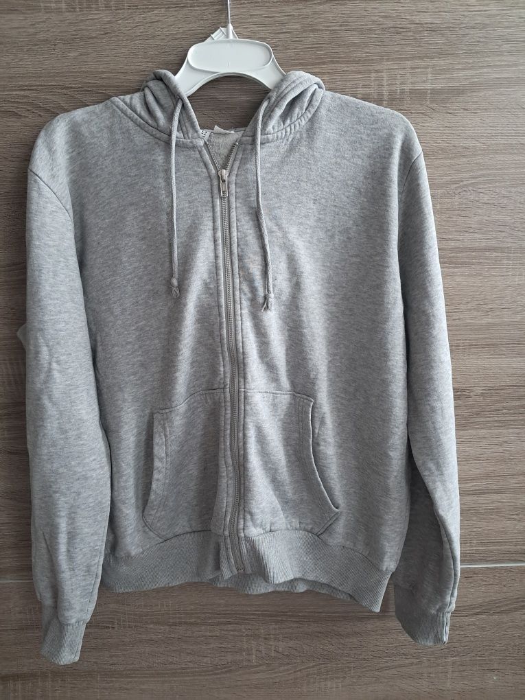 Czarne spodnie jeansy baggy Bershka bluza gratis (patrz wymiary)