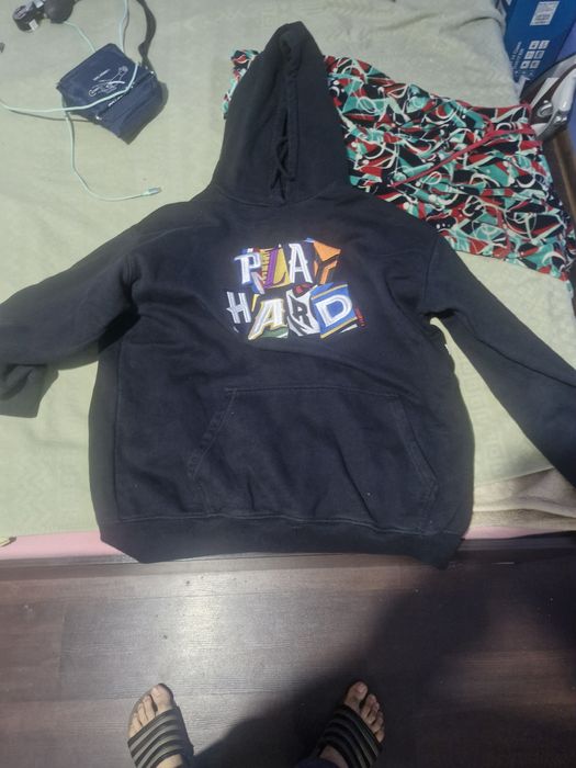Худі "PLAY HARD" – 350 грн