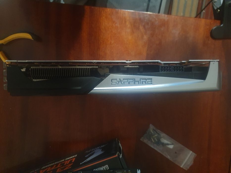 AMD Radeon RX 5700 XT sapphire nitro+