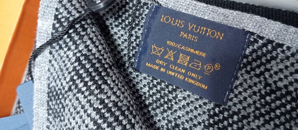 Zestaw komplet LV czapka szalik rękawiczki Louis Vuitton