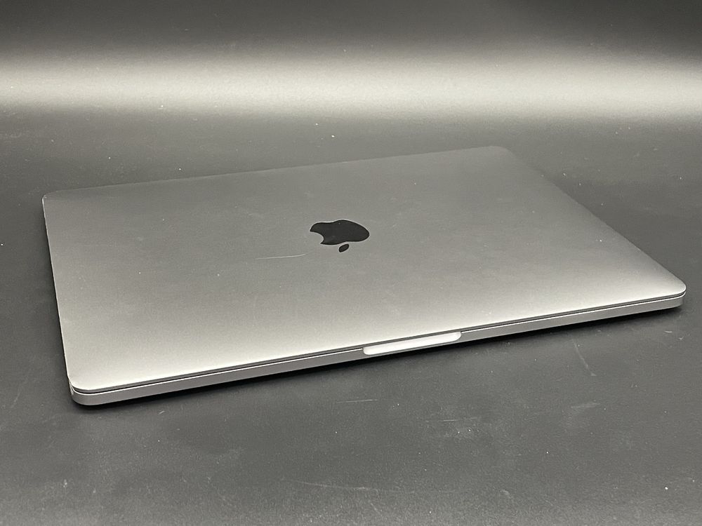 Macbook pro 2019 256 gb 16gb ssd