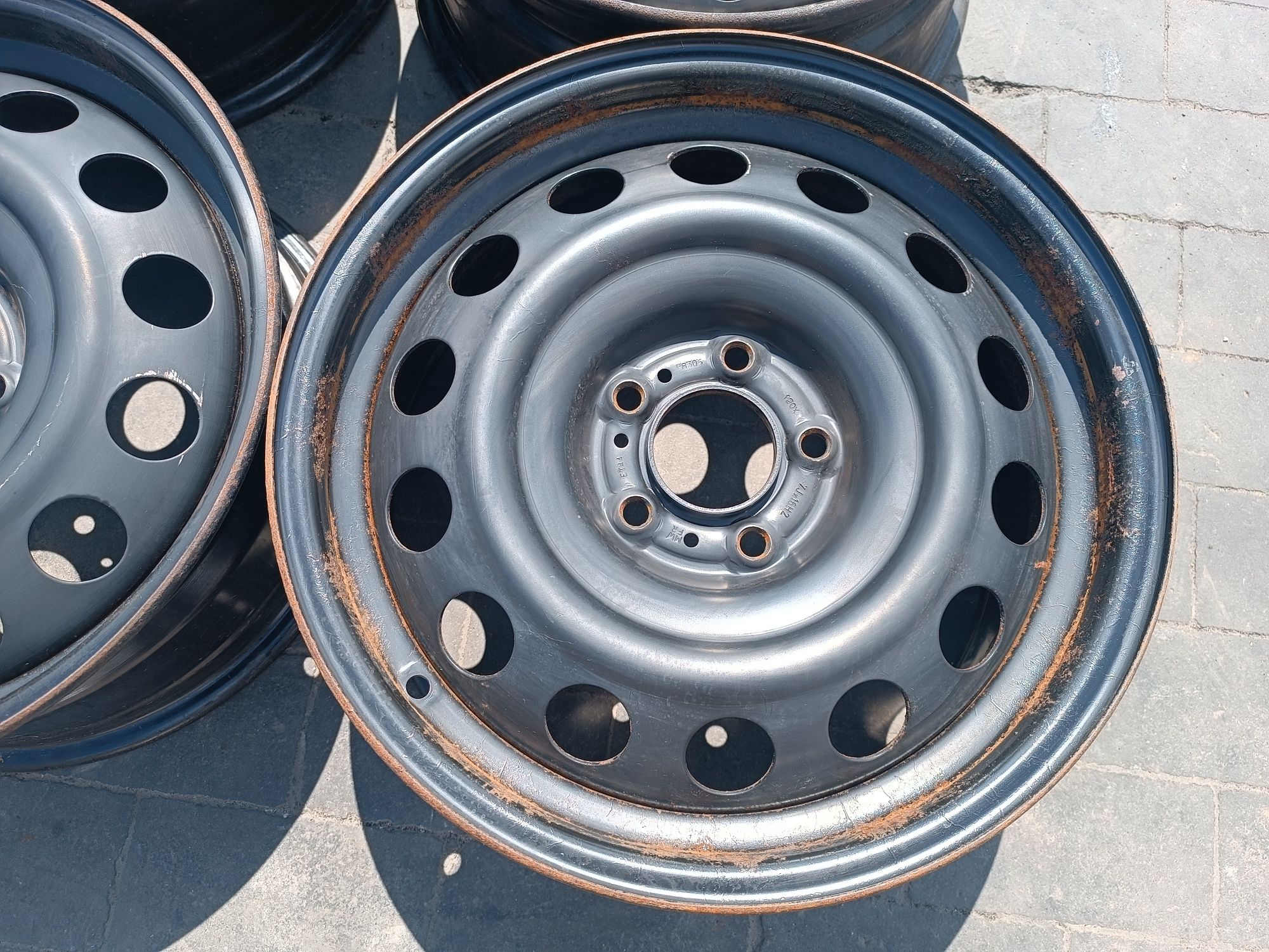 Felgi stalowe Opel Grandland X 5x108 ET44 7J16