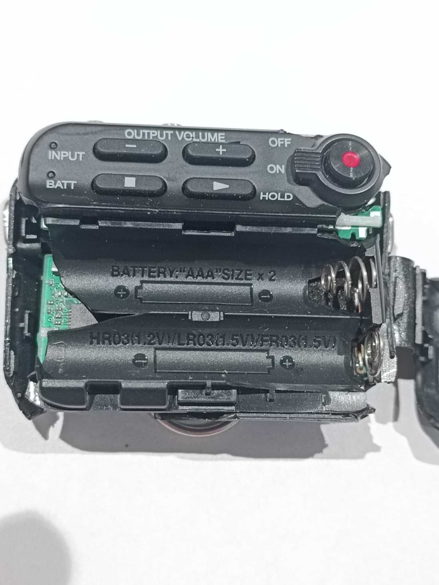 Zoom F2 Audio recorder - Uszkodzona obudowa, reszta sprawna