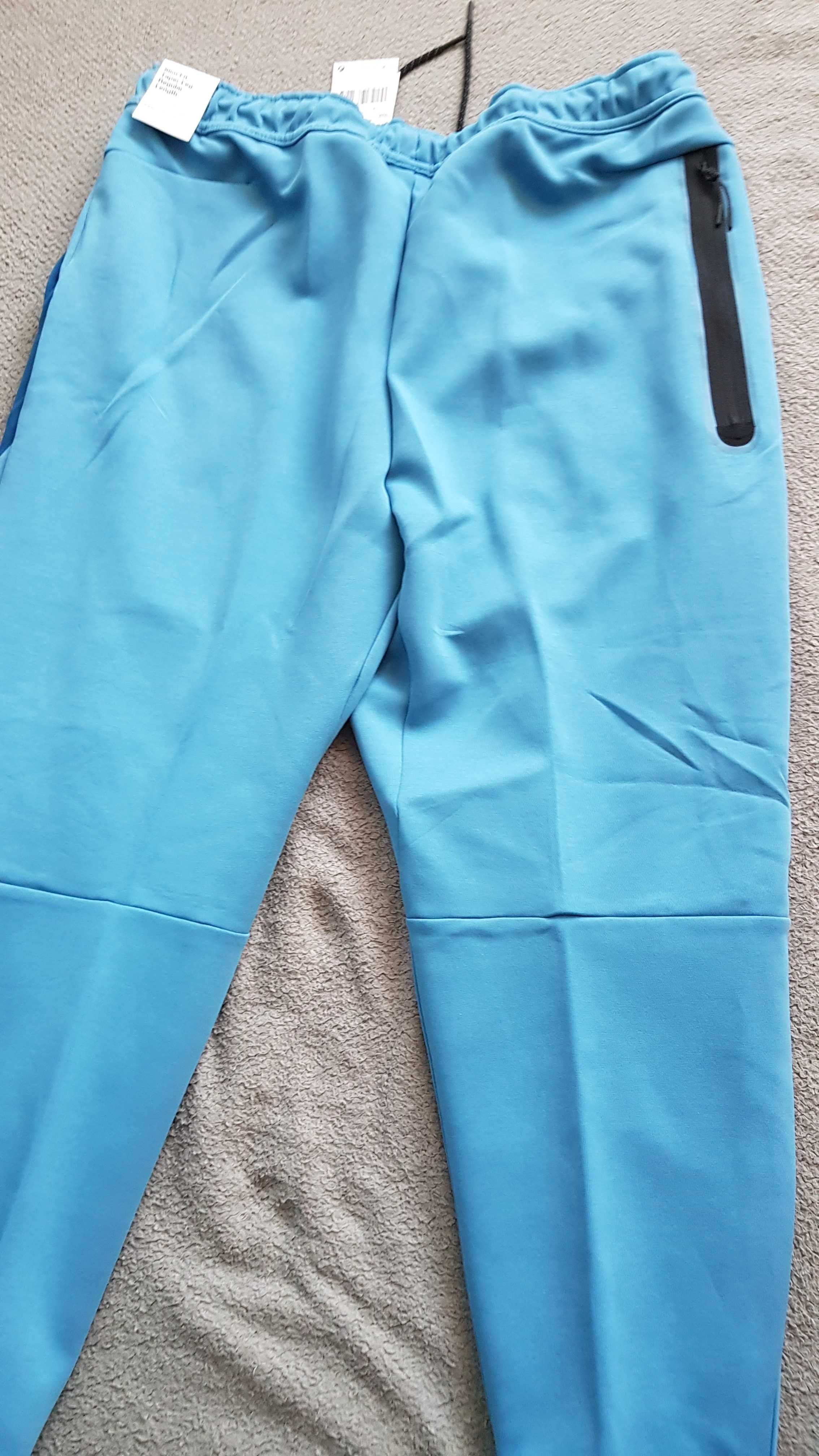 Nike XXL dres Fleece Tech niebieskie granatowe joggery spodnie nowe