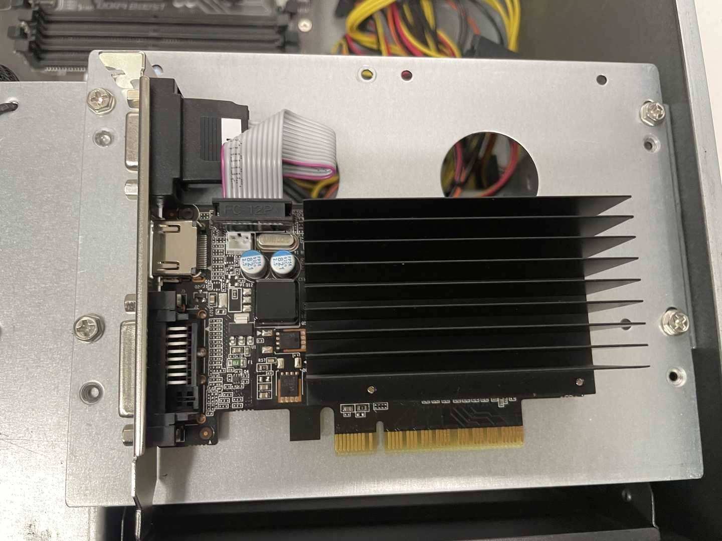 Видеокарта Gefore GT710 2GB DDR3 VGA HDMi DVI низкопрофильная