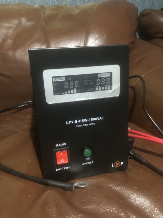 ДБЖ LogicPower LPY-B-PSW-1500VA+ (1050Вт)
