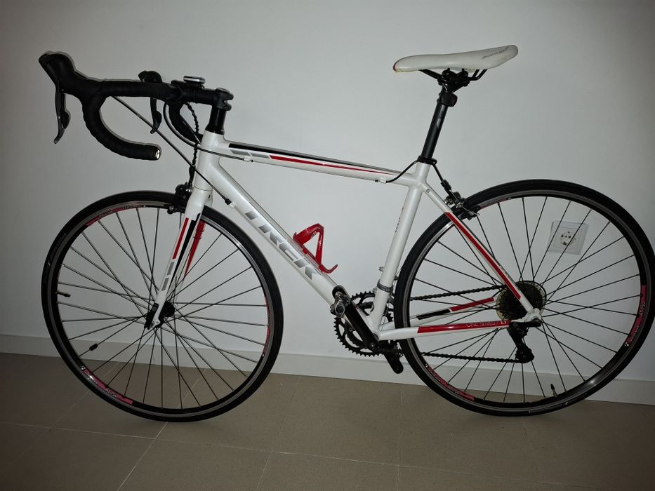 Bicicleta  ciclismo Trek 1.1