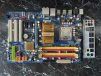 Płyta główna GIGABYTE GA-P35-DS3 z procesorem INTEL core 2 quad q9300