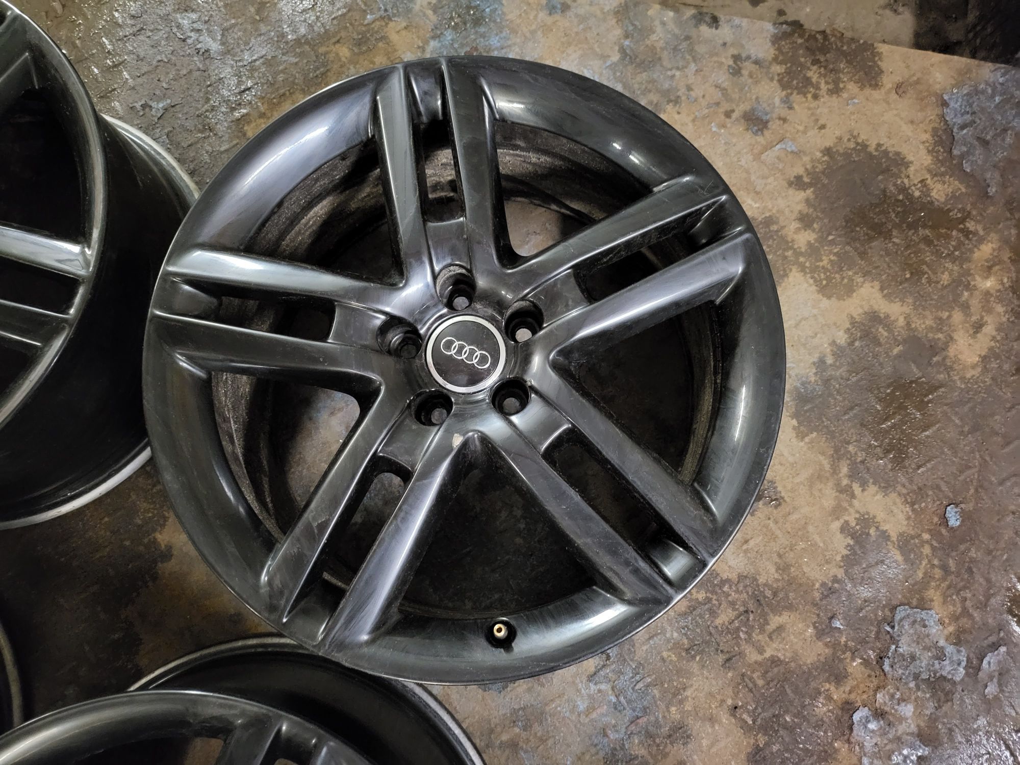 Alufelgi 19 Audi A6 C7 A4 A8 Q3 Q2 Q5 5x112 ET45