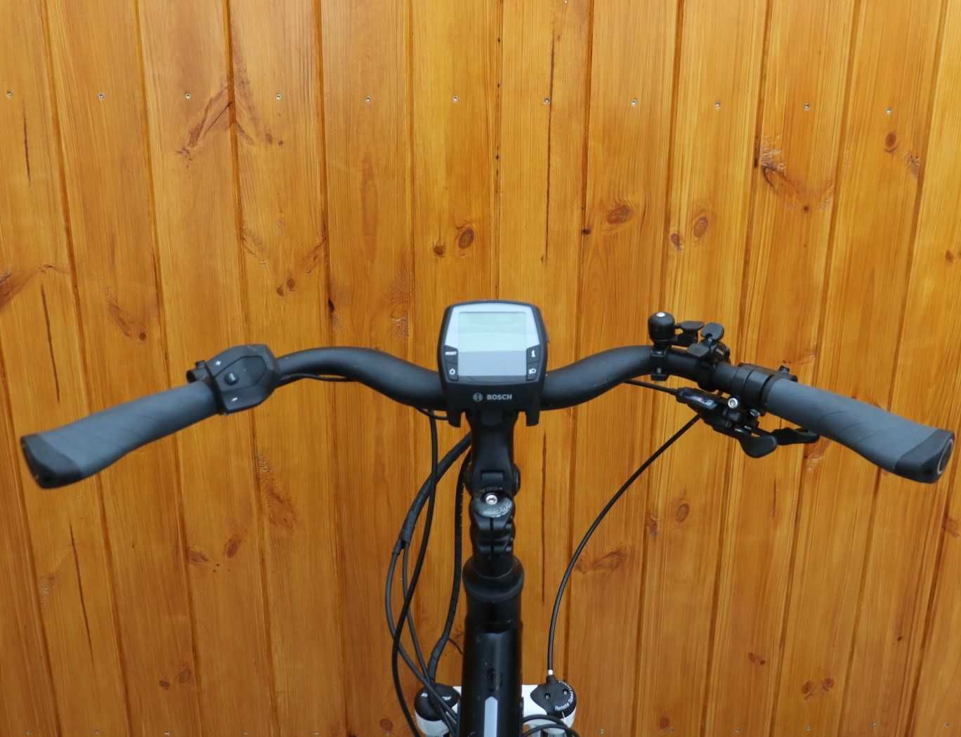 Rower elektryczny Victoria E-trekking . D 53. RATY