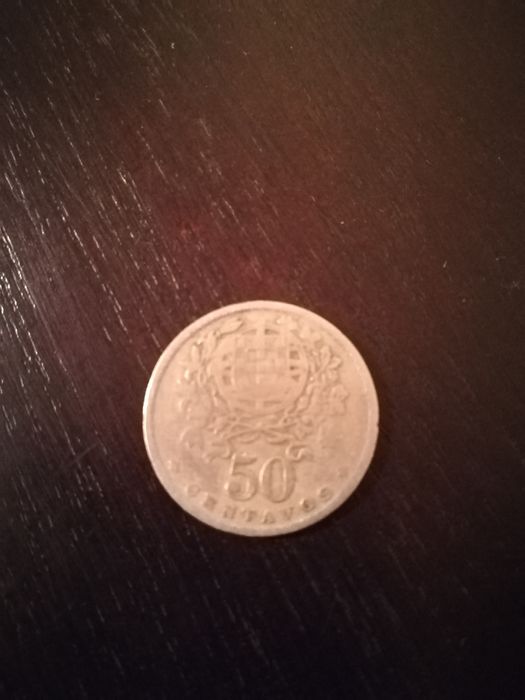 Moeda de 50 centavos alpaca 1928.