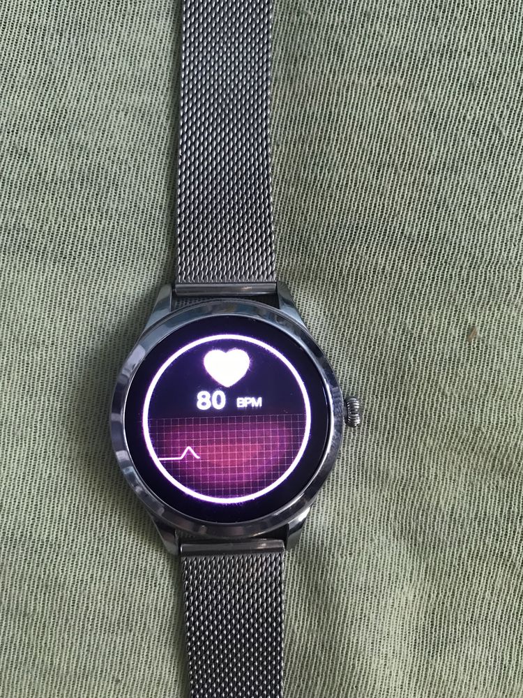 Świetny stan Maxcom FW 42 smarwatch srebrny