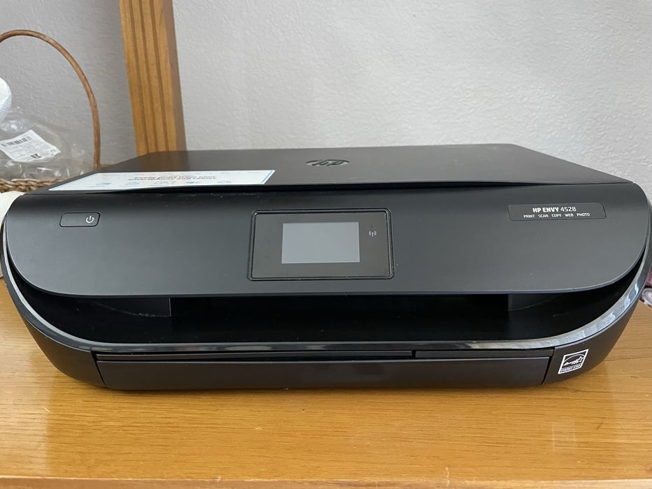 Impressora Multifuncional HP ENVY 4528