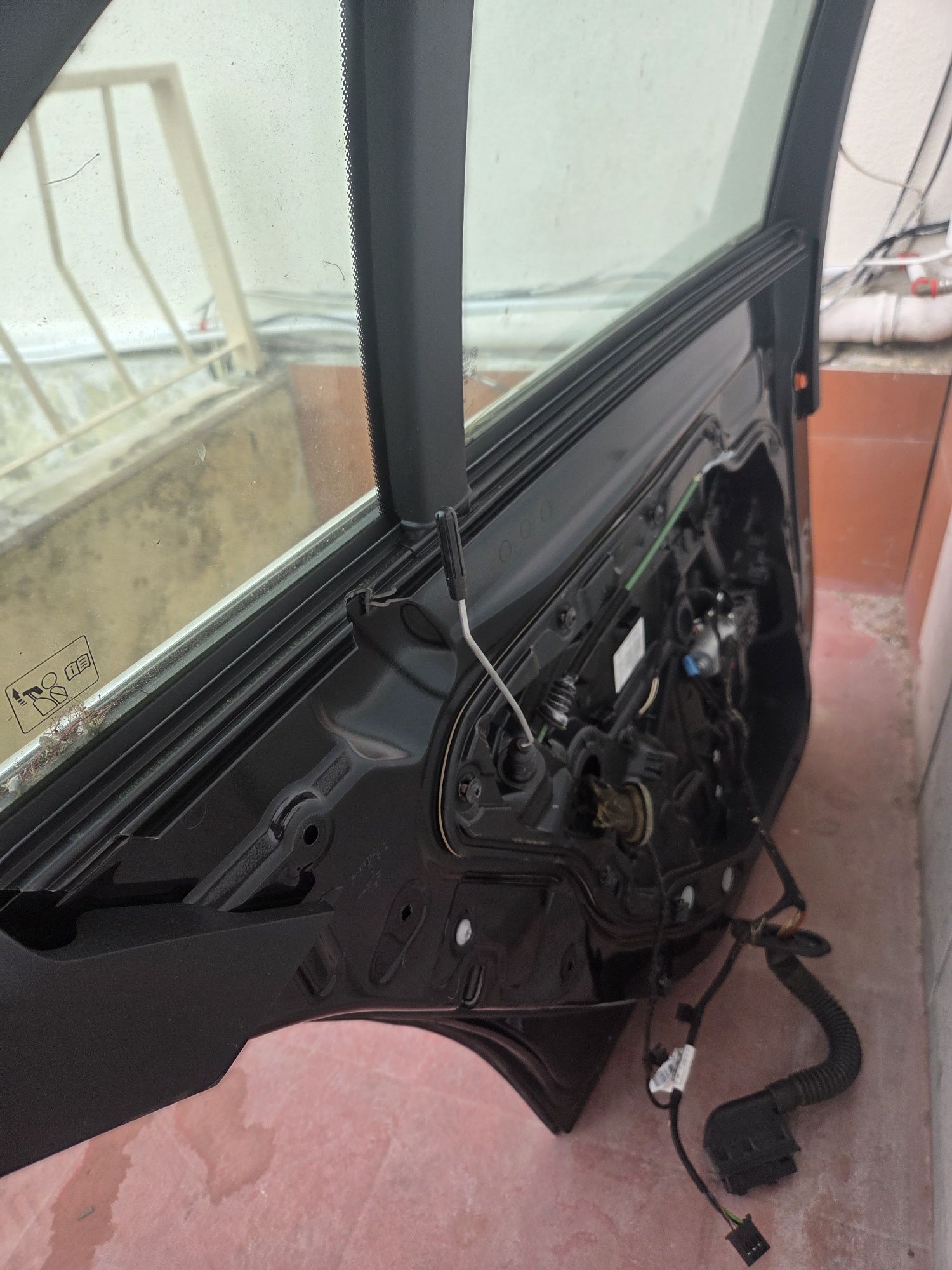 W213 E220d Porta dianteira e traseira esquerda
