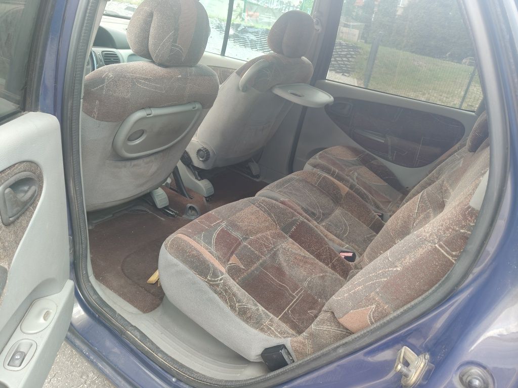 Ładny Renault Scenic 2.0 Opłaty Klima itp Zamiana ?