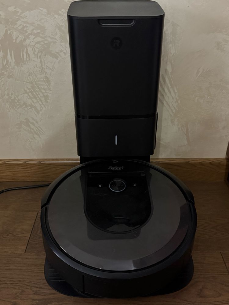 Продам робот-пилосос iRobot Roomba I7