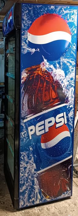 Witryna, szafa, chłodnia, lodówka słupek na napoje