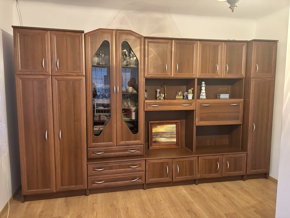 Meblościanka 3,7x2,2 m