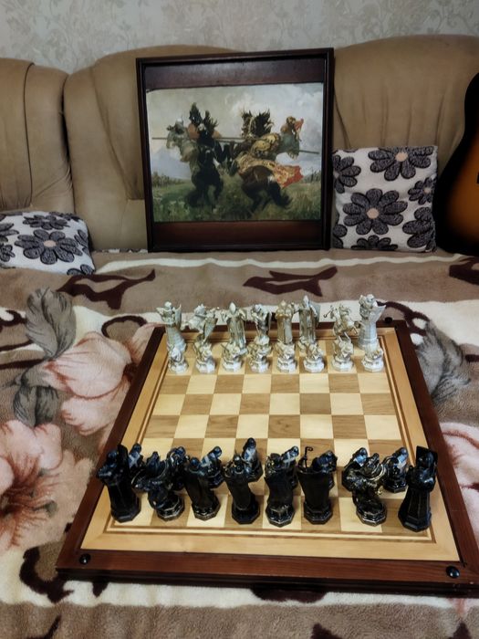 Картина шахматы Гарри Поттер доска. Ручная работа фигуры покупные