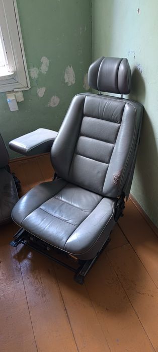 Fotele Mercedes C126 SEC