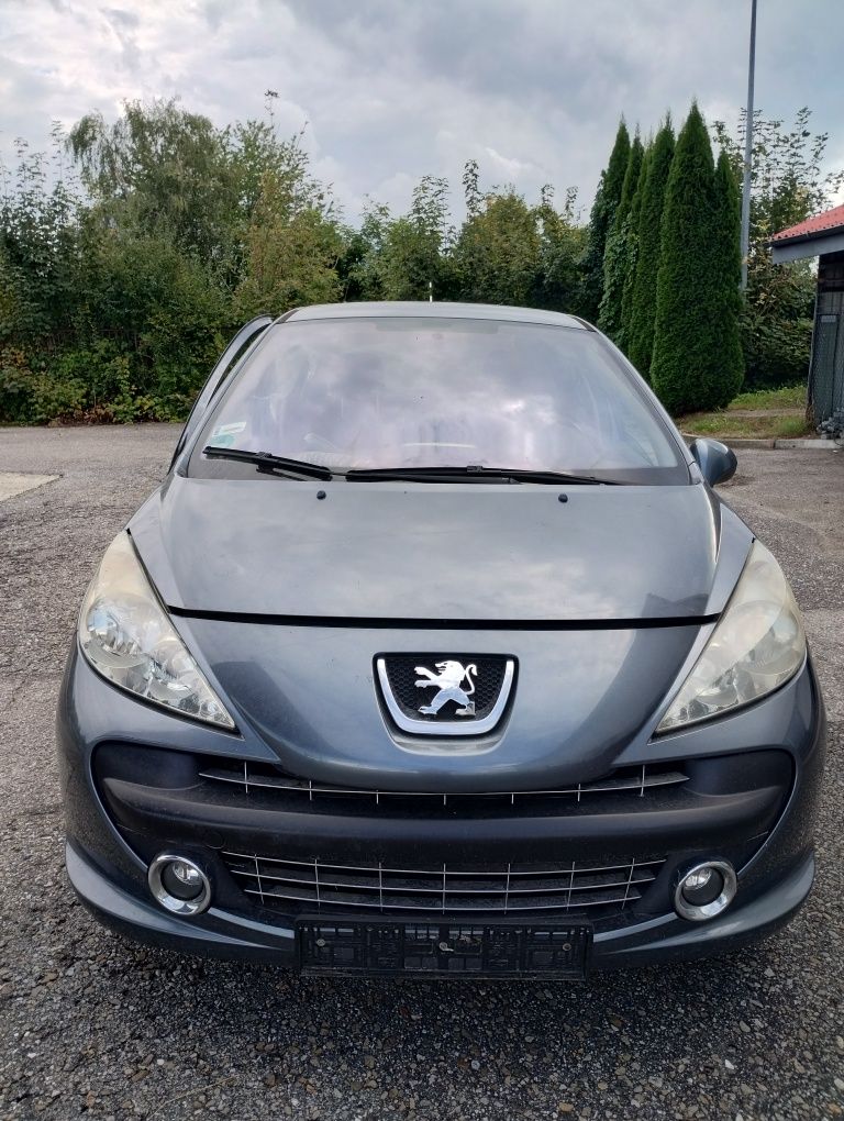 tylny zderzak peugeot 207 1.4 16v tylne lampy peugeot 207