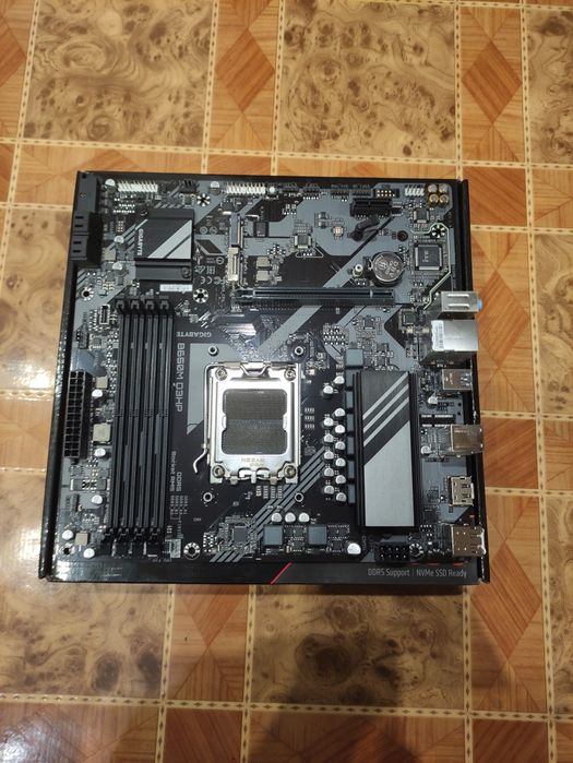 Gigabyte B650M DS3H