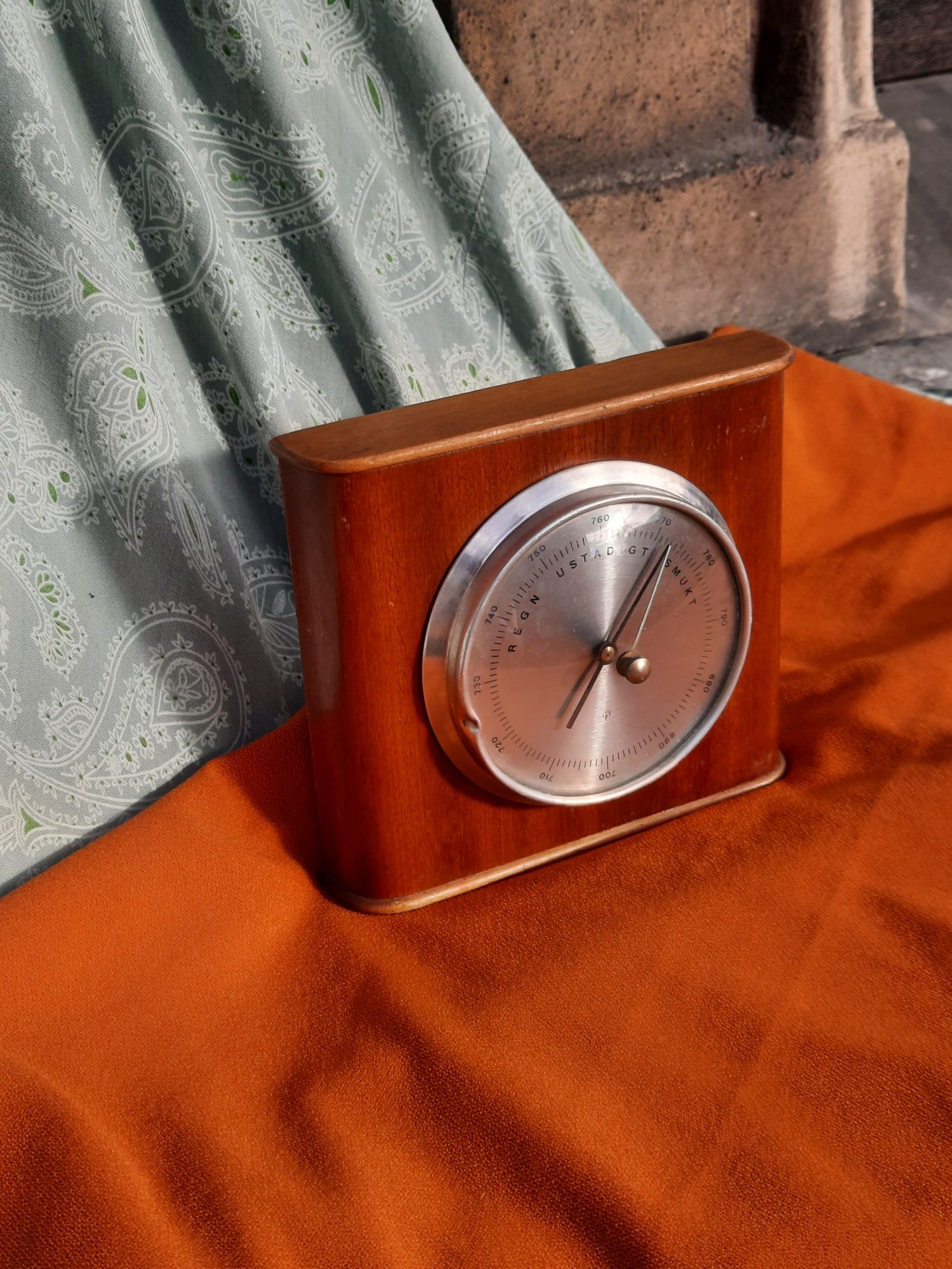 Barometr vintage retro elegancja drewno srebrny retro