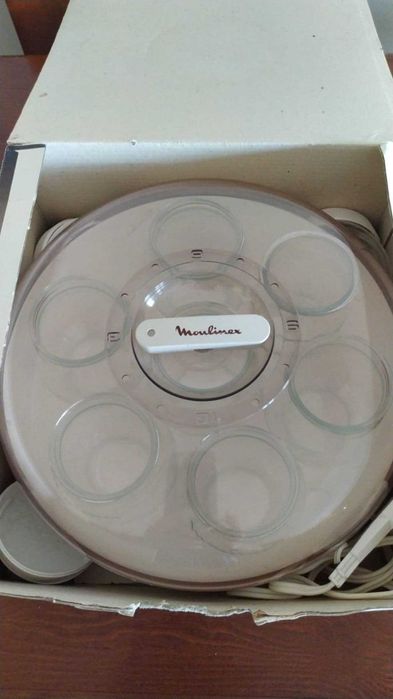 Iogurteira da Moulinex! Pouco usada!