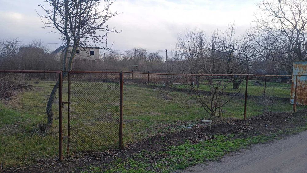 Продам дачний участок 6.7 сотих
