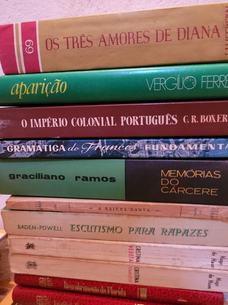 Livros e livrinhos