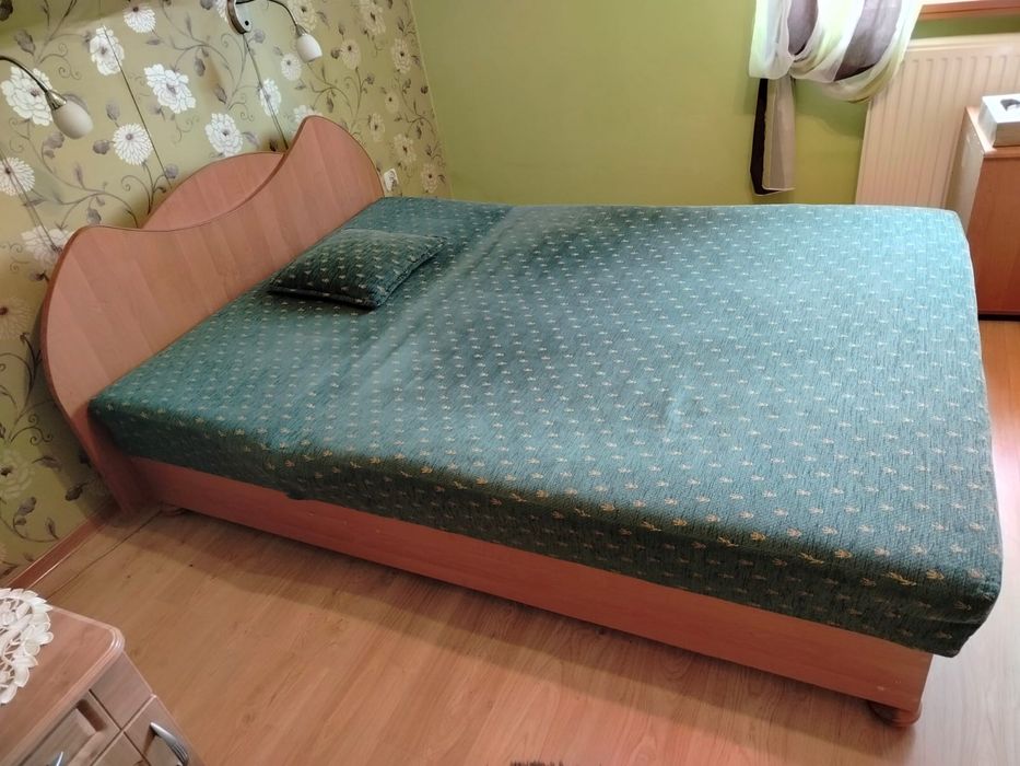 Łóżko 140/200 oddam za darmo