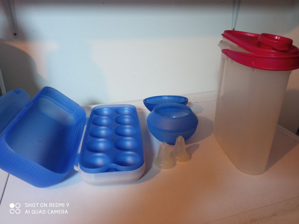 Vários artigos Tupperware