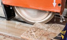 Cięcie fazowanie zaoblanie płytek spieków kwarcowych waterjet