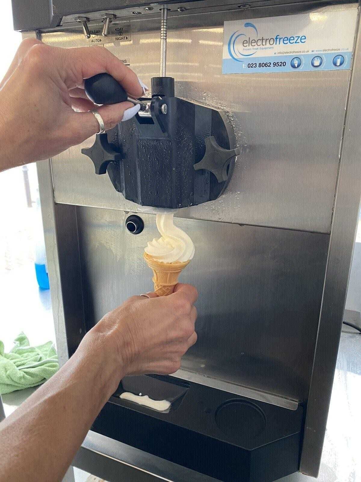 фризер для морозива мороженого Taylor (USA), как в McDonald's