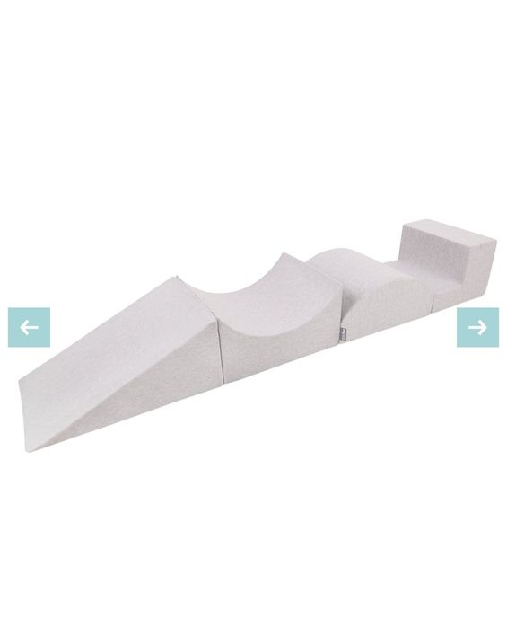 Piankowy plac zabaw plus basen z kulkami