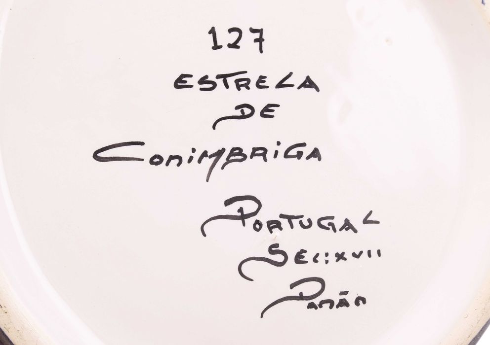 Jarro com tampa- escultura masculina em faiança de Coimbra