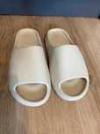 Nowe\Autentyzm*BiałyDamskieAdidasYeezy SlideUnisexTrampki 43