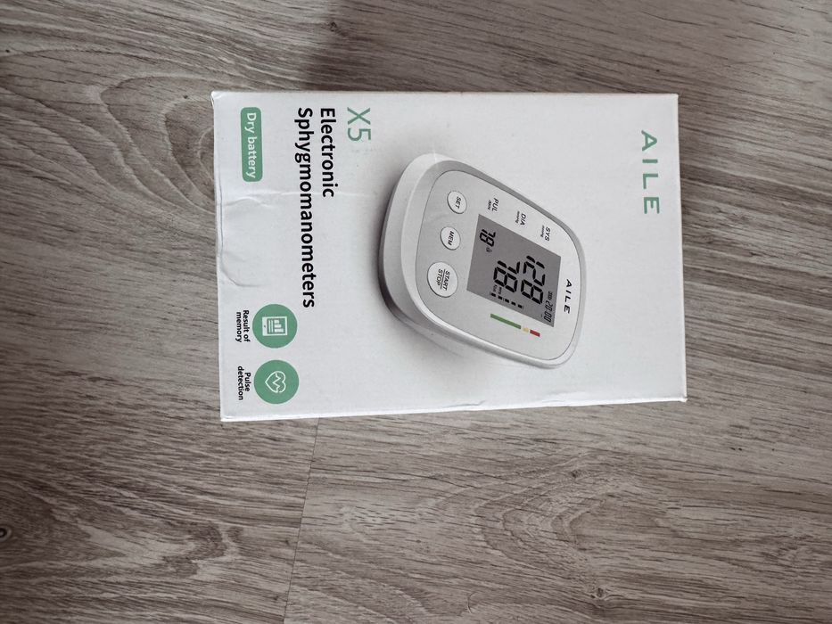 Cisnieniomierz nowy nieuzywany