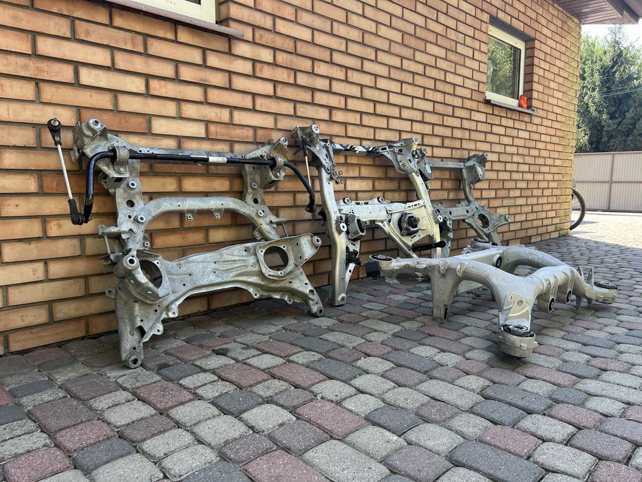 Подрамник Балка Підрамник BMW G01 G02 G20 G21 G28 G11 G12 G30 G32 G14