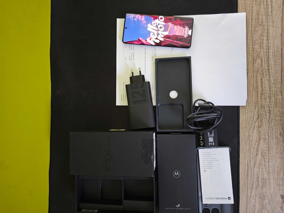 Smartfon Motorola edge 50 ultra 16GB/1TB Czarny Skóra Gwarancja 2 lata