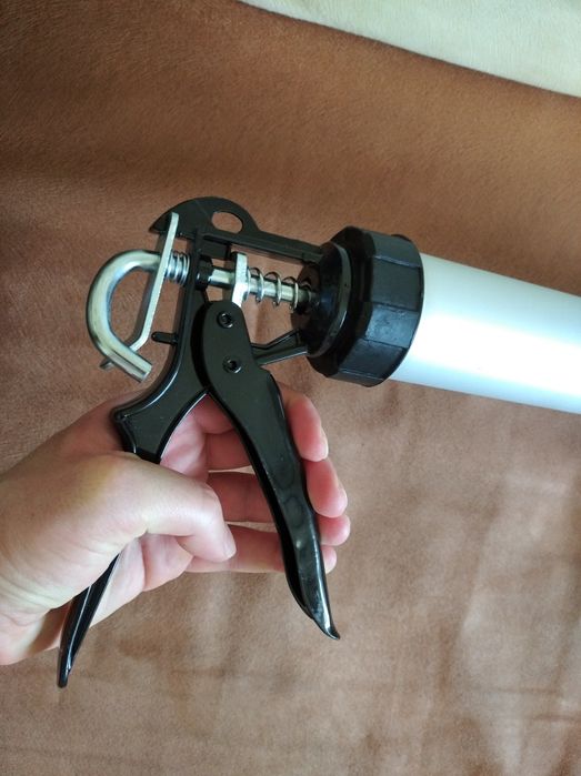 Пистолет герметик большой