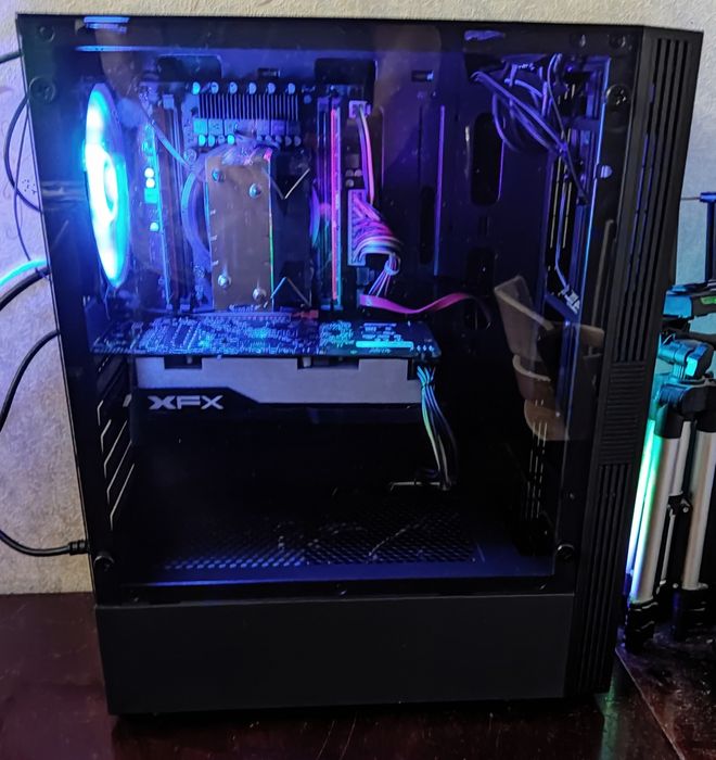 Ігровий комп'ютер, 16 ядер, 32 ГБ озу, RX 580 8 ГБ